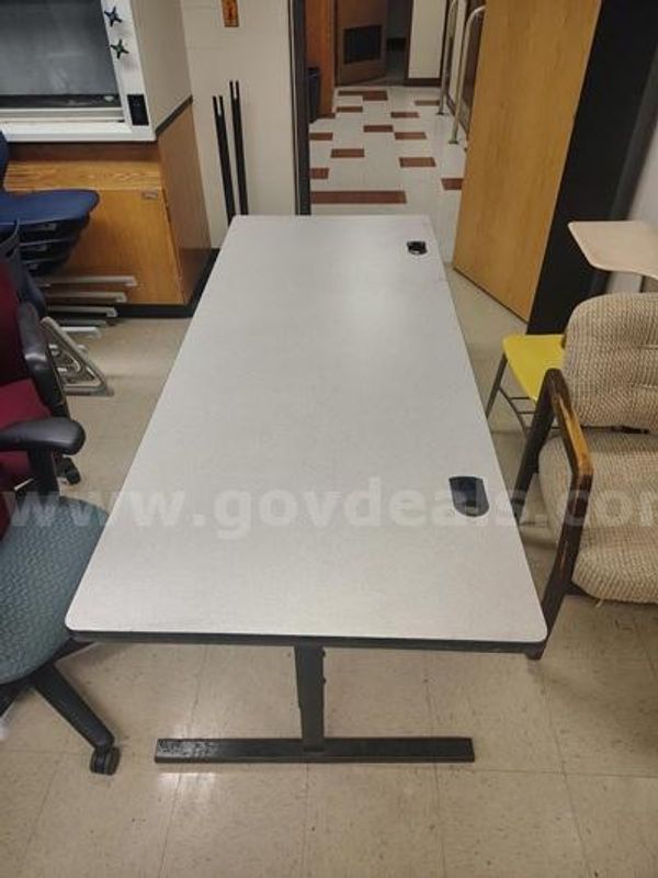 (6) Teacher Desks