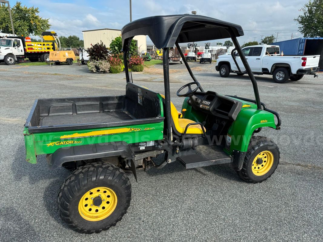 john deere gator xuv