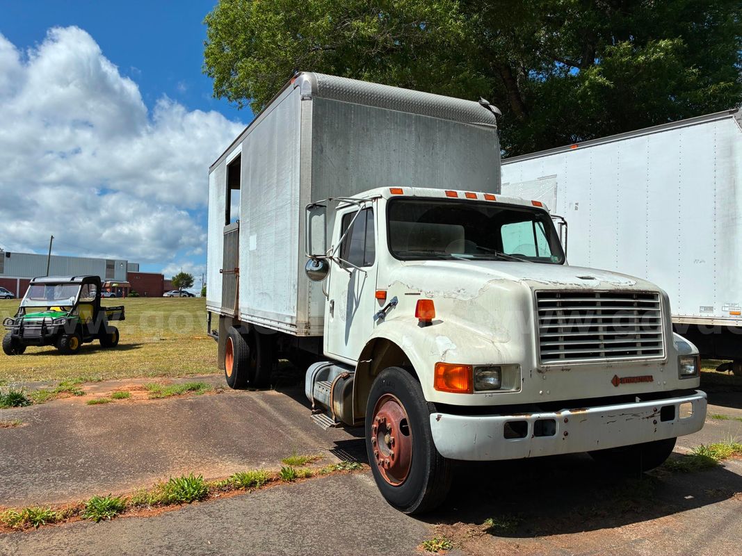 1992 International 4600 CONVENTIONAL CAB, 7.3L V8 DIESEL