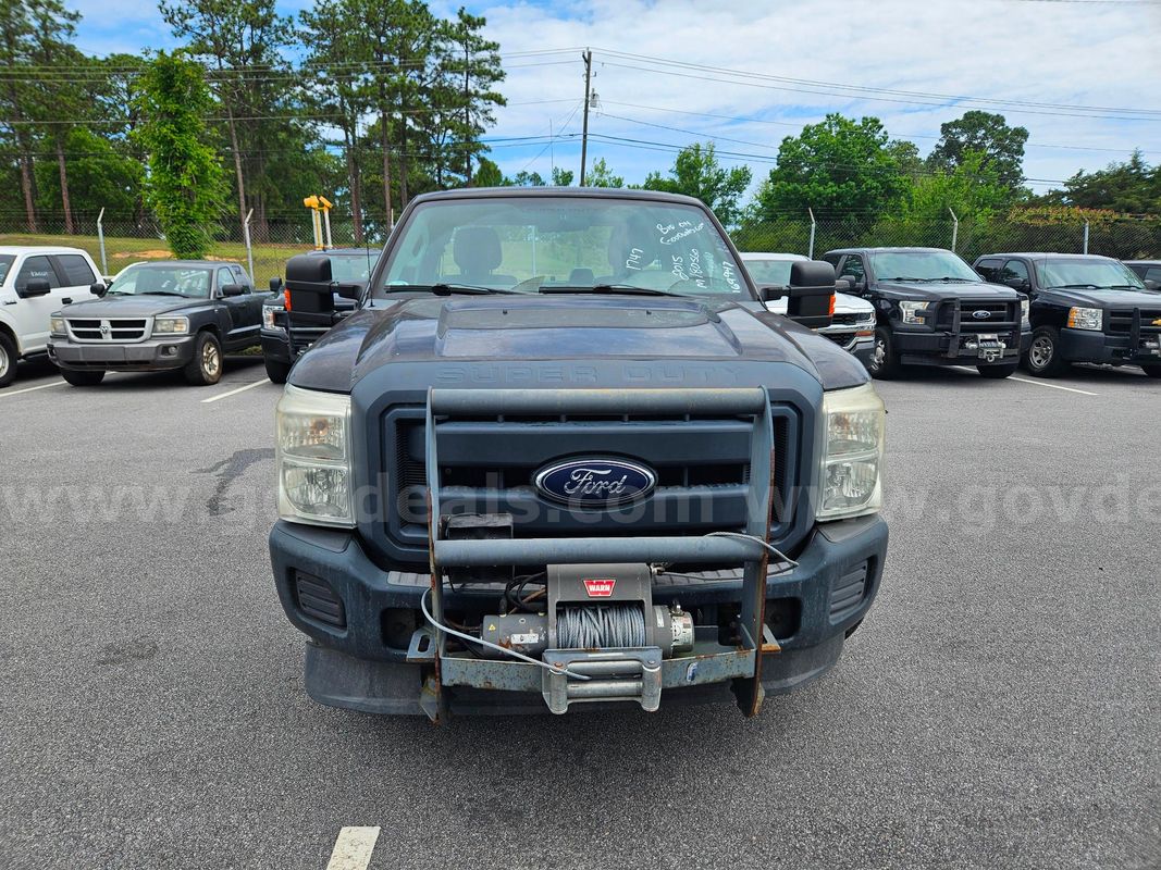 2015 Ford F-250 SD XL SuperCab 4WD 4-DR, 6.2L V8