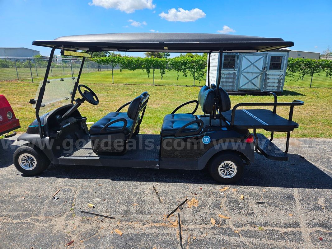 2015 6 Passenger Club Car Golf Cart