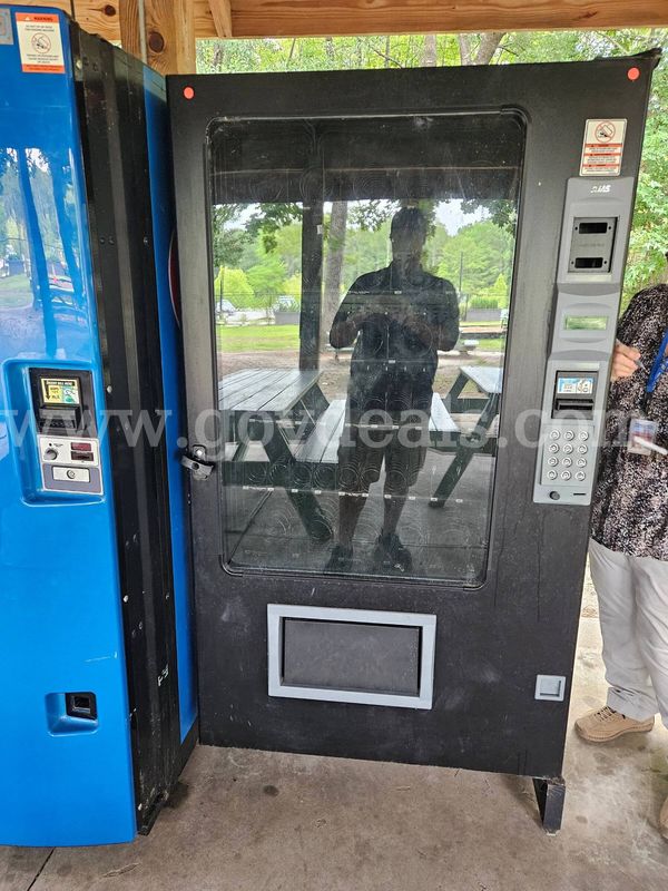 AMS Snack Machine