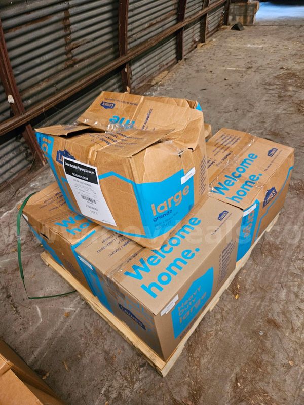 Lot of Monitors (3 Pallets)