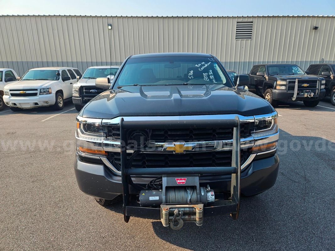 2018 Chevrolet Silverado 1500 LS Crew Cab Long Box 4WD 4-DR, 5.3L V8