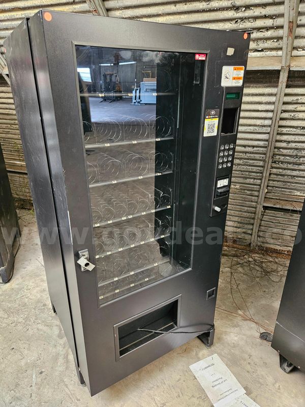 AMS SNACK MACHINE Vending Machine