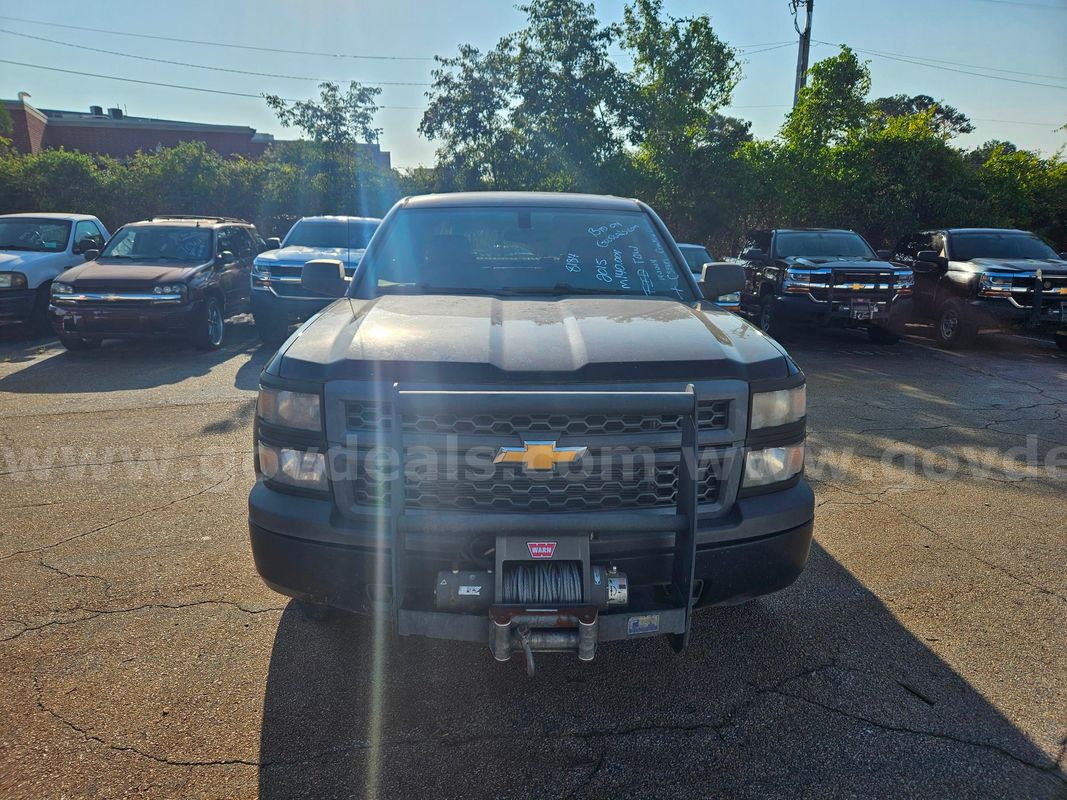 2015 Chevrolet Silverado 1500 Work Truck Crew Cab 4WD 4-DR, 5.3L V8