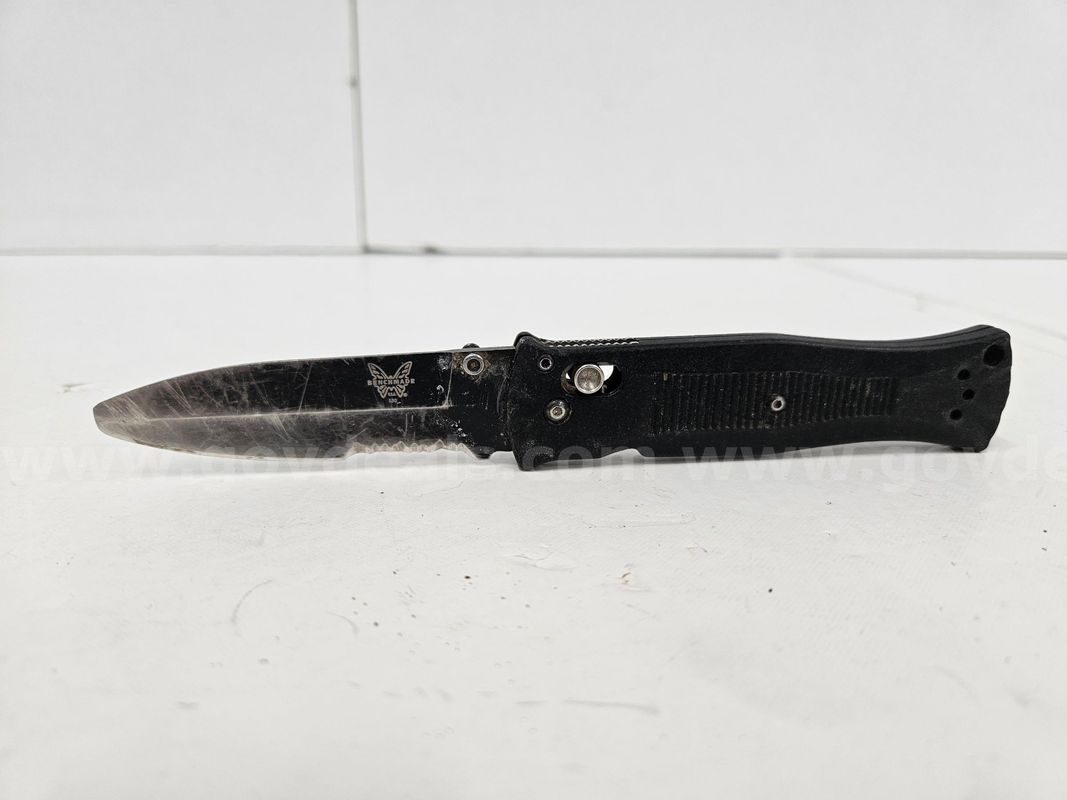 Benchmade 530 Knife