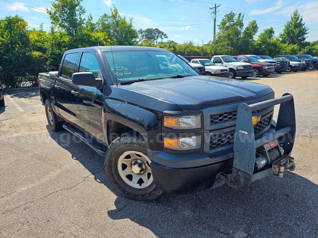 2014 Chevrolet Silverado 1500 Work Truck 1WT Crew Cab 4WD 4-DR, 5.3L V8