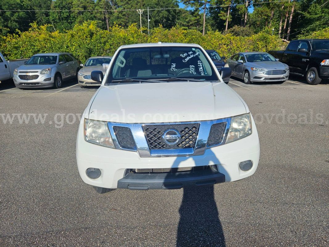 2018 Nissan Frontier SV King Cab I4 5AT 2WD 2-DR 2.5L L4