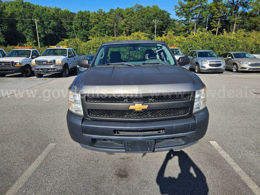 2012 Chevrolet Silverado 1500 Work Truck 2WD 2-DR 4.8L V6