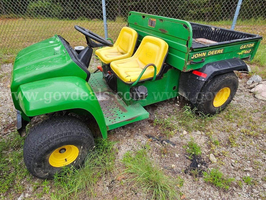 John Deere Gator #4