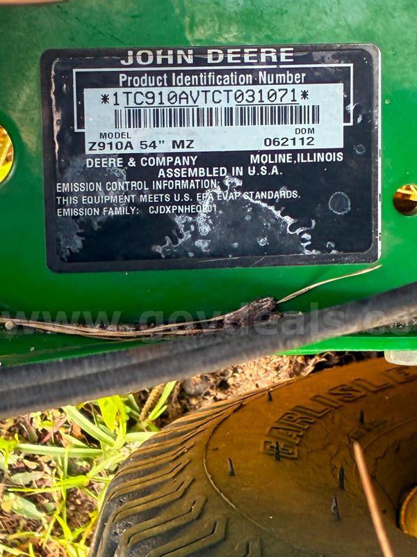 John Deere Zero Turn Mower