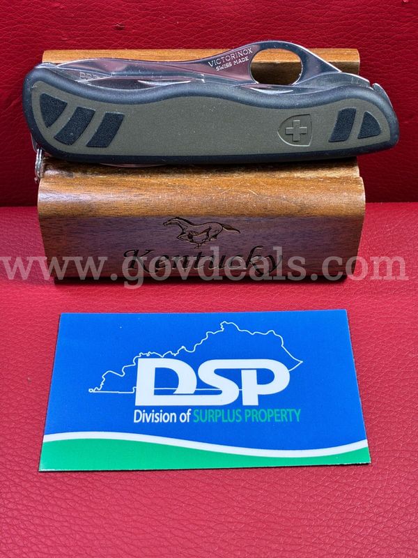 Victorinox Swiss Soldier's Knife/PRE-OWNED/DS18671/99451/TSA