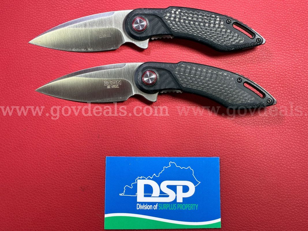 2 Icon Carbon Fiber D2 Knives/PRE-OWNED/DS18673/99461/TSA