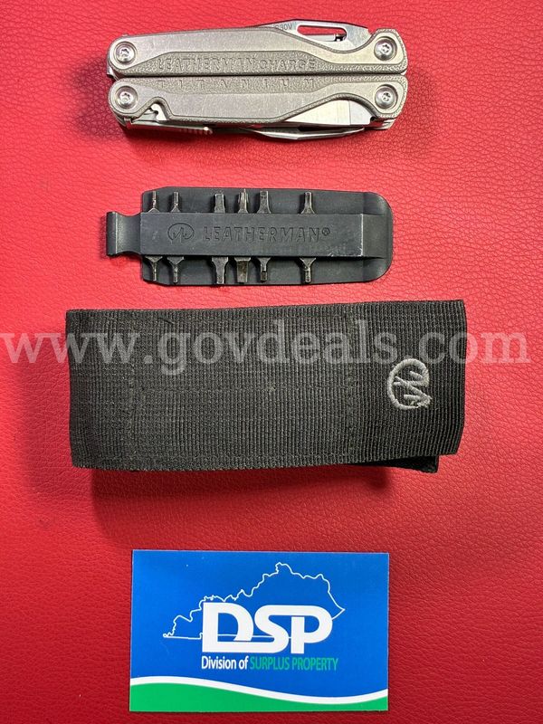 *Discontinued Leatherman Charge Titanium S30V Multi-Tool/PRE-OWNED/DS18673/99459/TSA