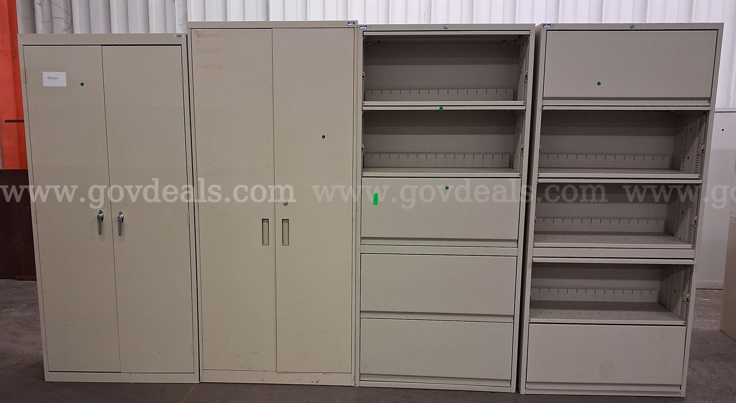 4 Tall Metal Shelving Units with Doors/PRE-OWNED/DS18633/99277/DSP