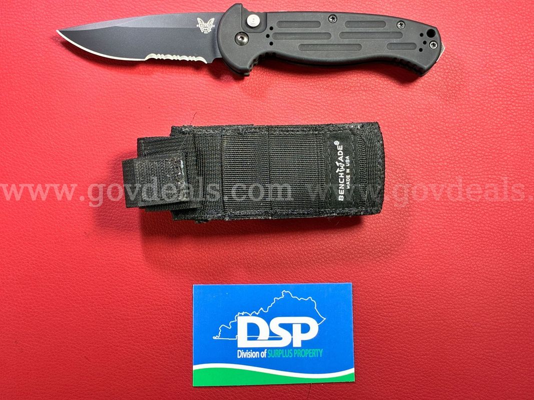 Benchmade 9051SBK AFO II Auto 154CM Knife/PRE-OWNED/DS18683/99521/TSA