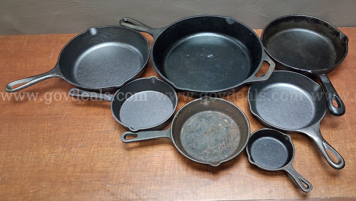 7 Various Cast Iron Pans/PRE-OWNED/DS18695/99581/TSA