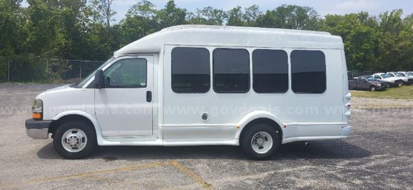 2007 CHEVY EXPRESS BUS/DS18668/99475/FLEET/KB1944
