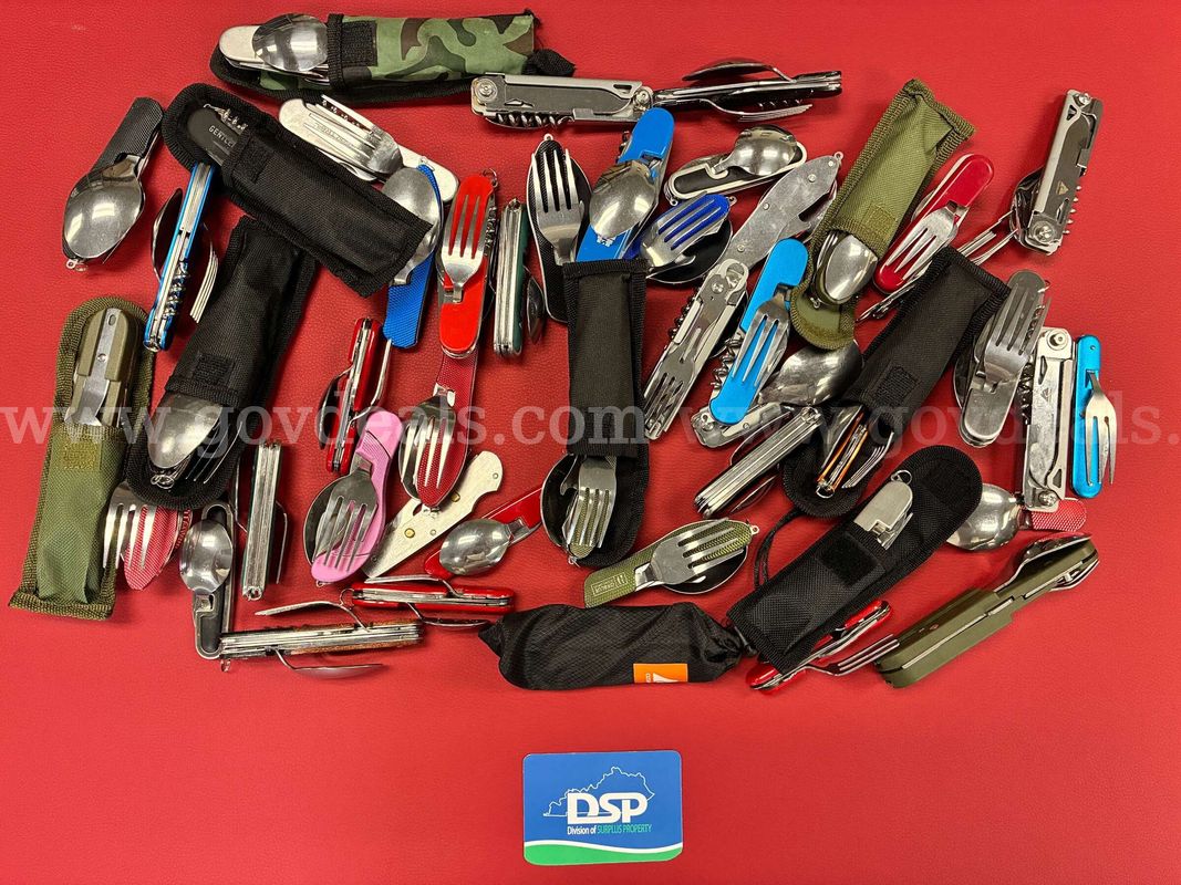 10.8 Pound Lot of Camping Multi-Tool Utensils/PRE-OWNED/DS18711/99616/TSA