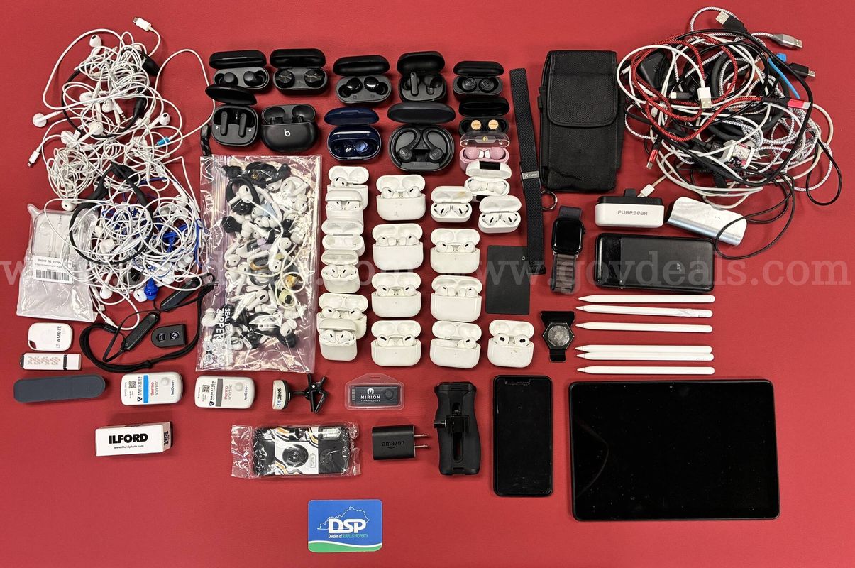 Lot of Various Electronics/PRE-OWNED/DS18711/99615/TSA
