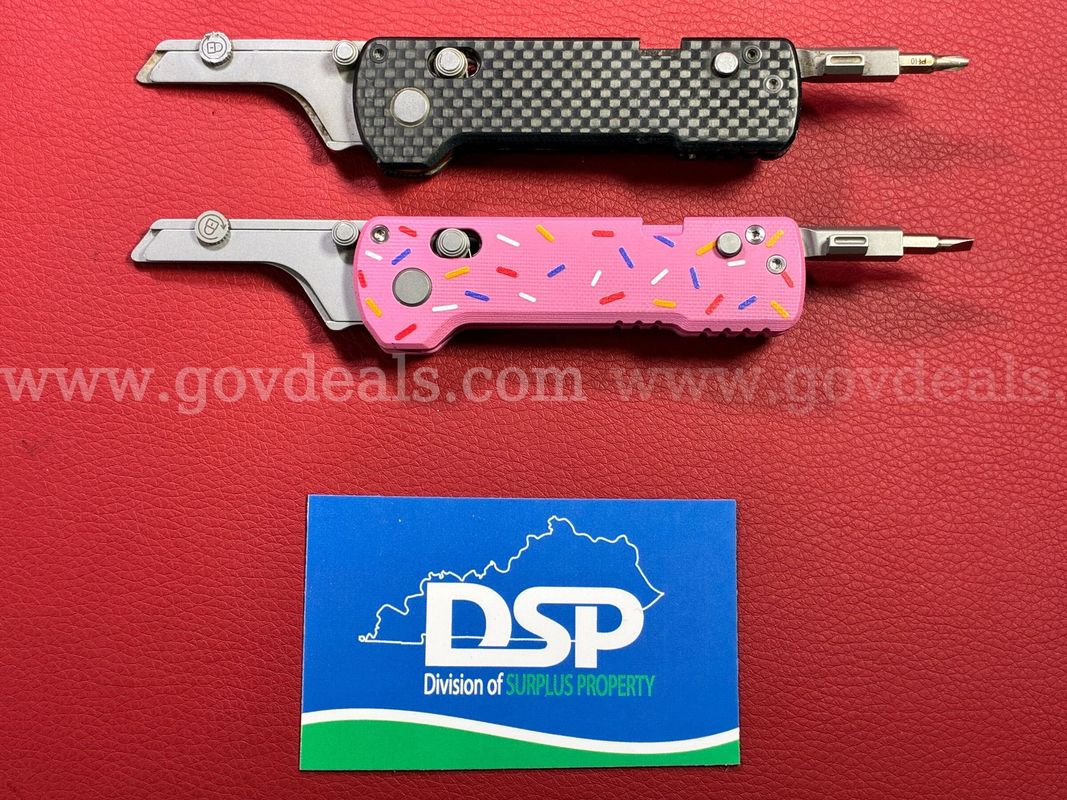 2 OKnife UI Pro Utility Knives/PRE-OWNED/DS18718/99645/TSA