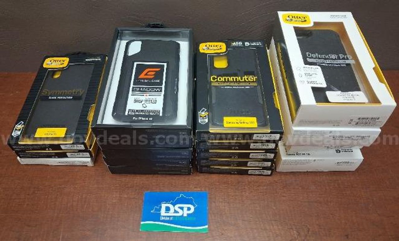 17 Protective Cases Various Models of Cell Phones/PRE-OWNED/DS18670/99444/DSP