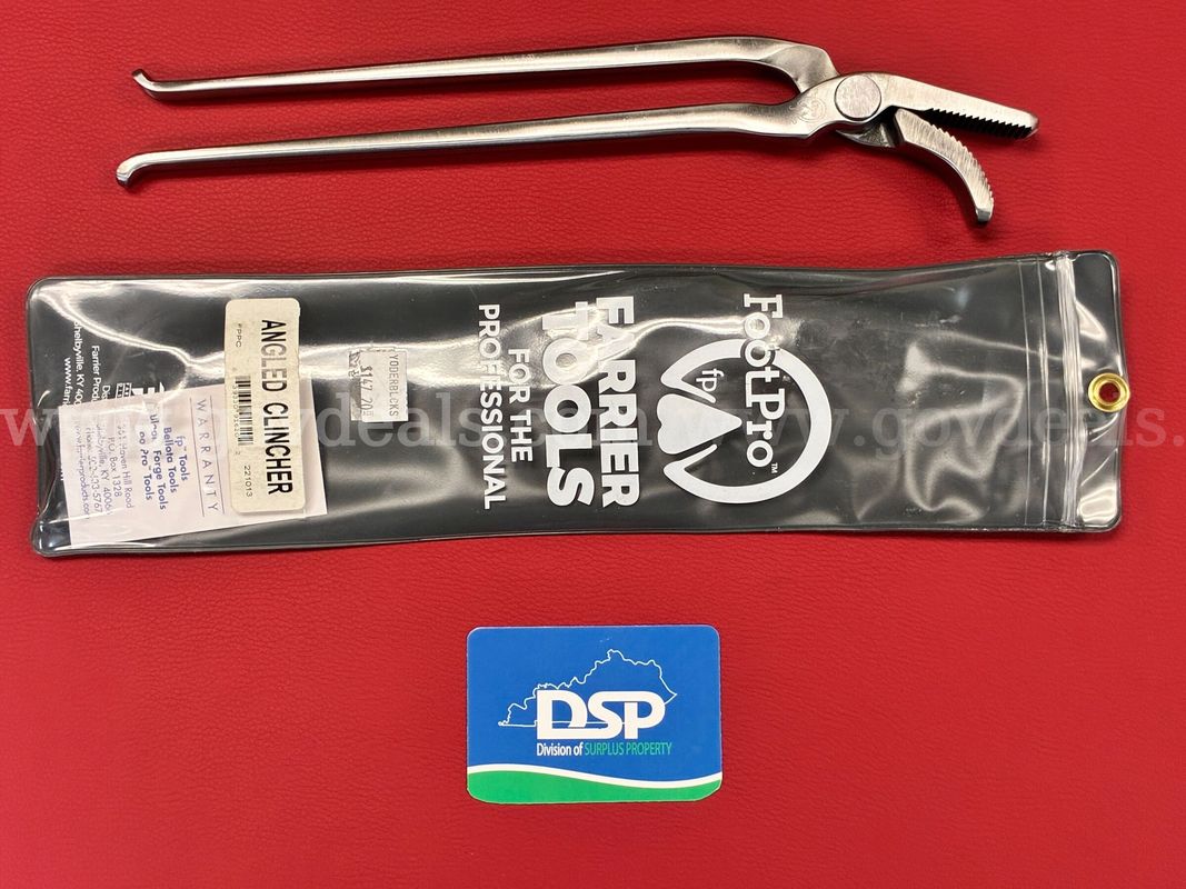 Foot Pro Farrier Tools Angled Clincher/PRE-OWNED/DS18730/99691/TSA