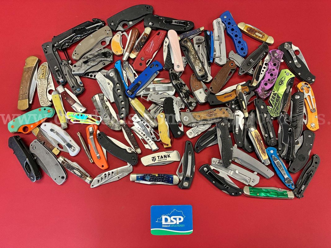 15 Pound Lot of Various Brand Knives/PRE-OWNED/DS18742/99757/TSA