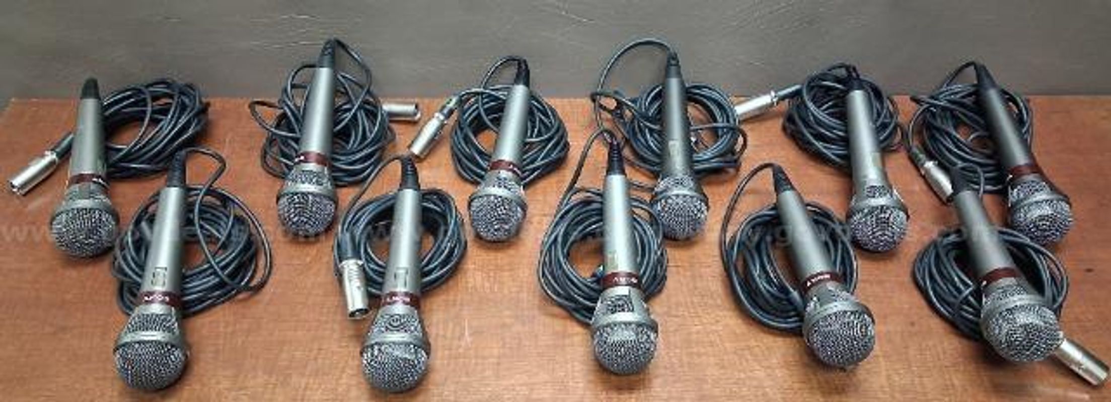 Sound Equipment with Mics, Bases, Mini Stands and Cords/PRE-OWNED/DS18745/99800/DSP