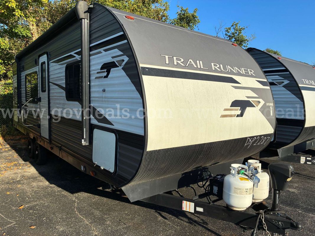 2022 Trail Runner Camper - Travel Trailer/CAMPER/DSP2287/DS18724/99809/DMA
