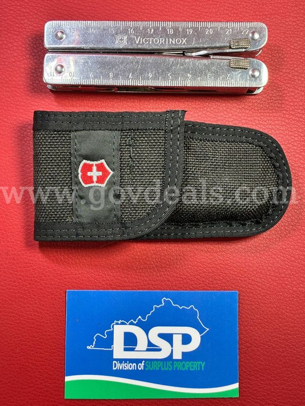Victorinox SwissTool with Sheath/PRE-OWNED/DS18757/99870/TSA