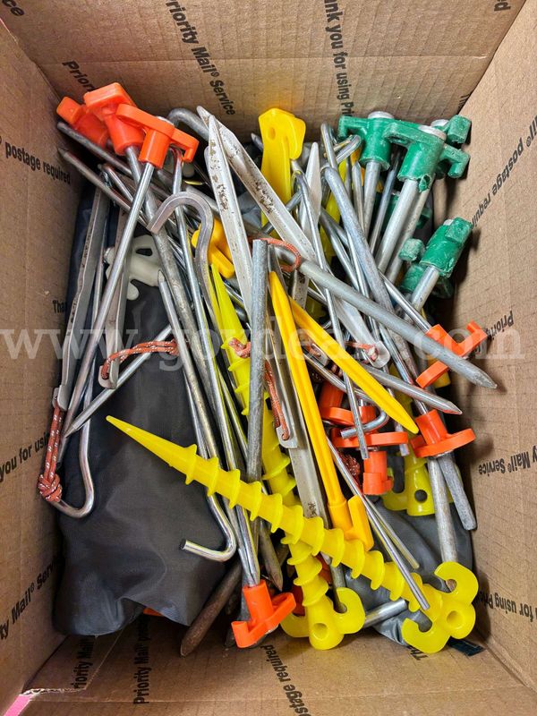 12.2 Pound Lot of Various Tent Stakes/PRE-OWNED/DS18765/99927/TSA
