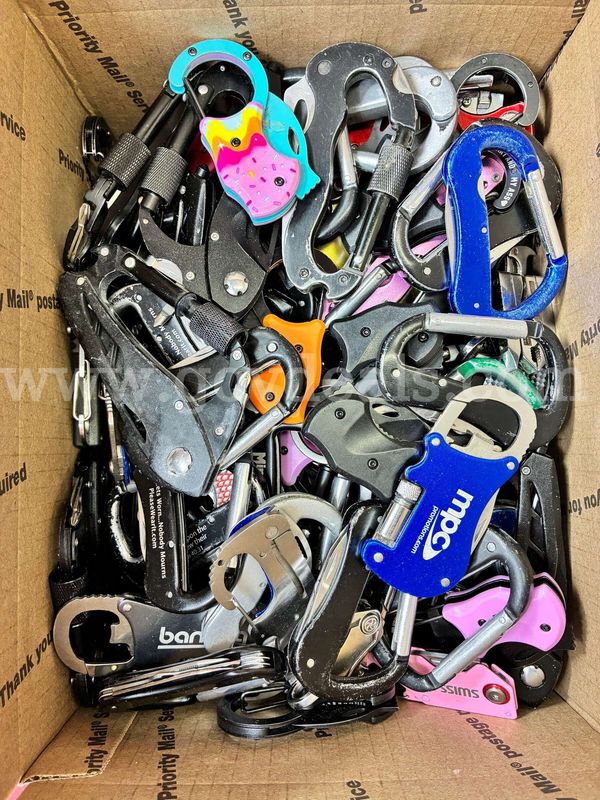 18 pound Lot of Various Style Carabiners/PRE-OWNED/DS18765/99922/TSA