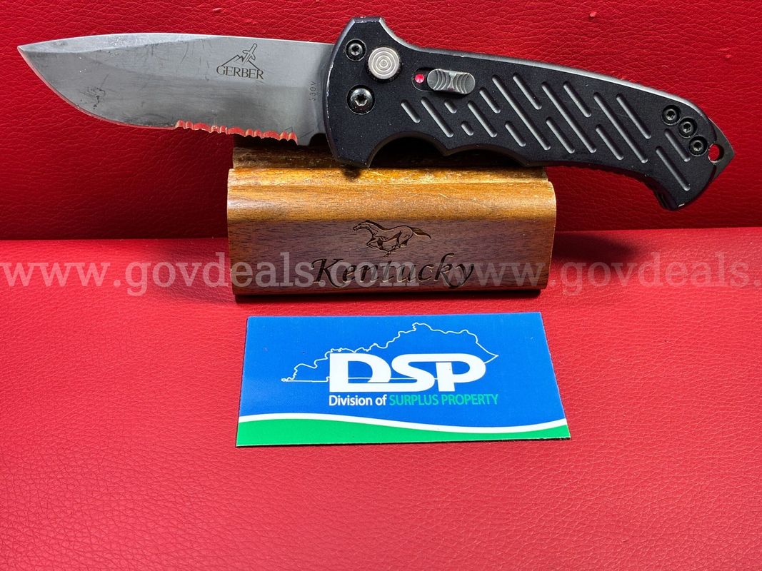 Gerber Auto 06 Tanto S30V Knife/PRE-OWNED/DS18766/99935/TSA