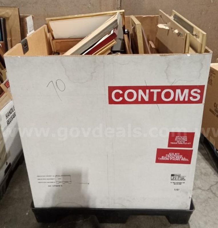 1 Shipping Container of Various Pictures and Frames/PRE-OWNED/DS16996/92100/DSP