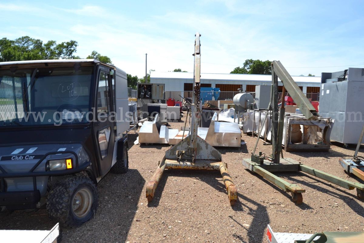 1 Lot of Misc. material handling equipment/Floor Crane 1 ea.