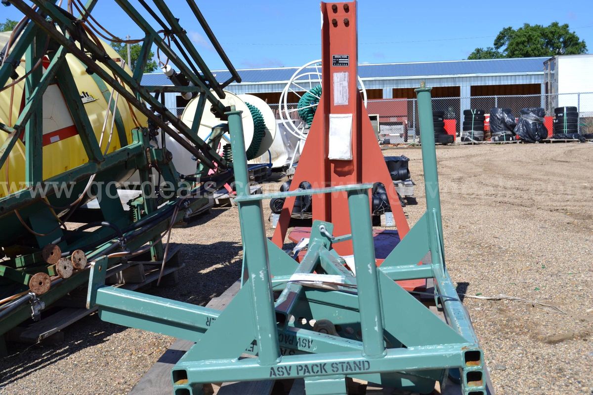 1 Lot of vehicle maintenance equipment (2 ea.)