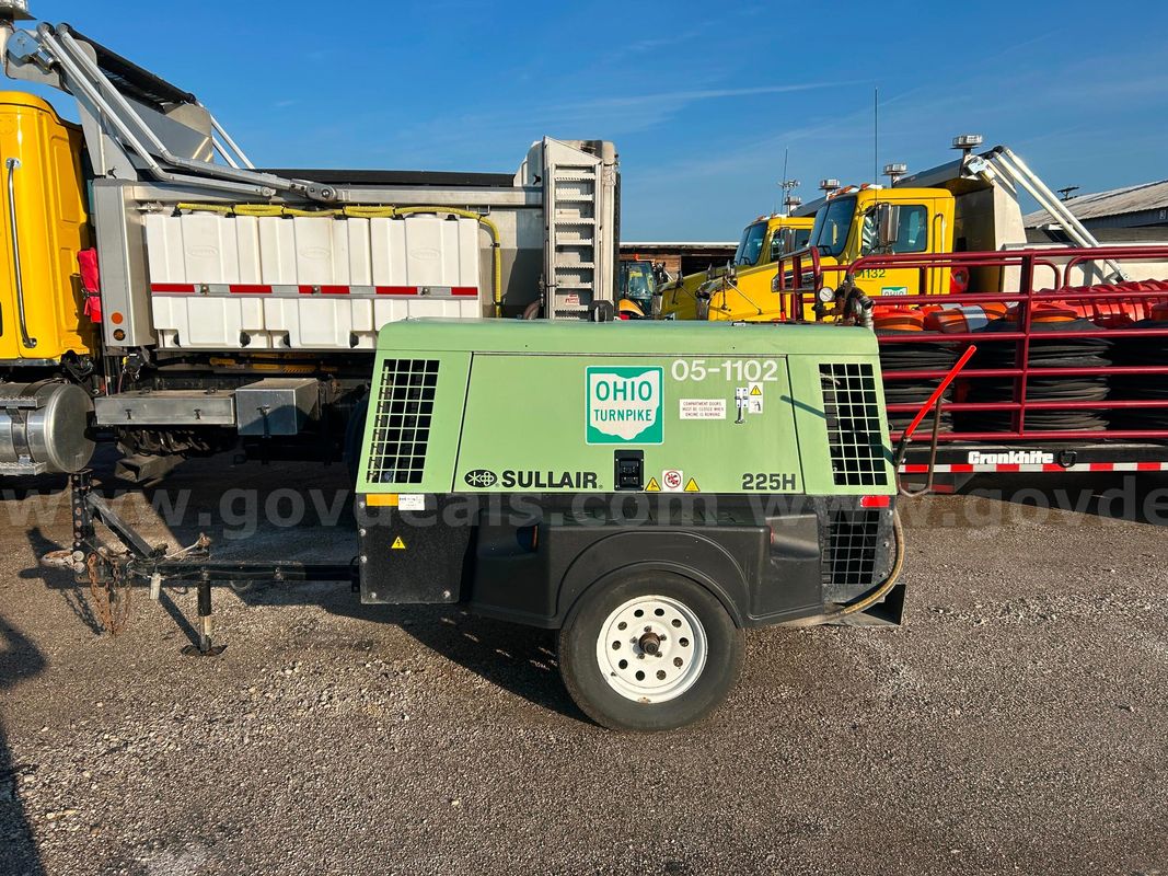 Sullair 225 HDPQ-CAT Compressor