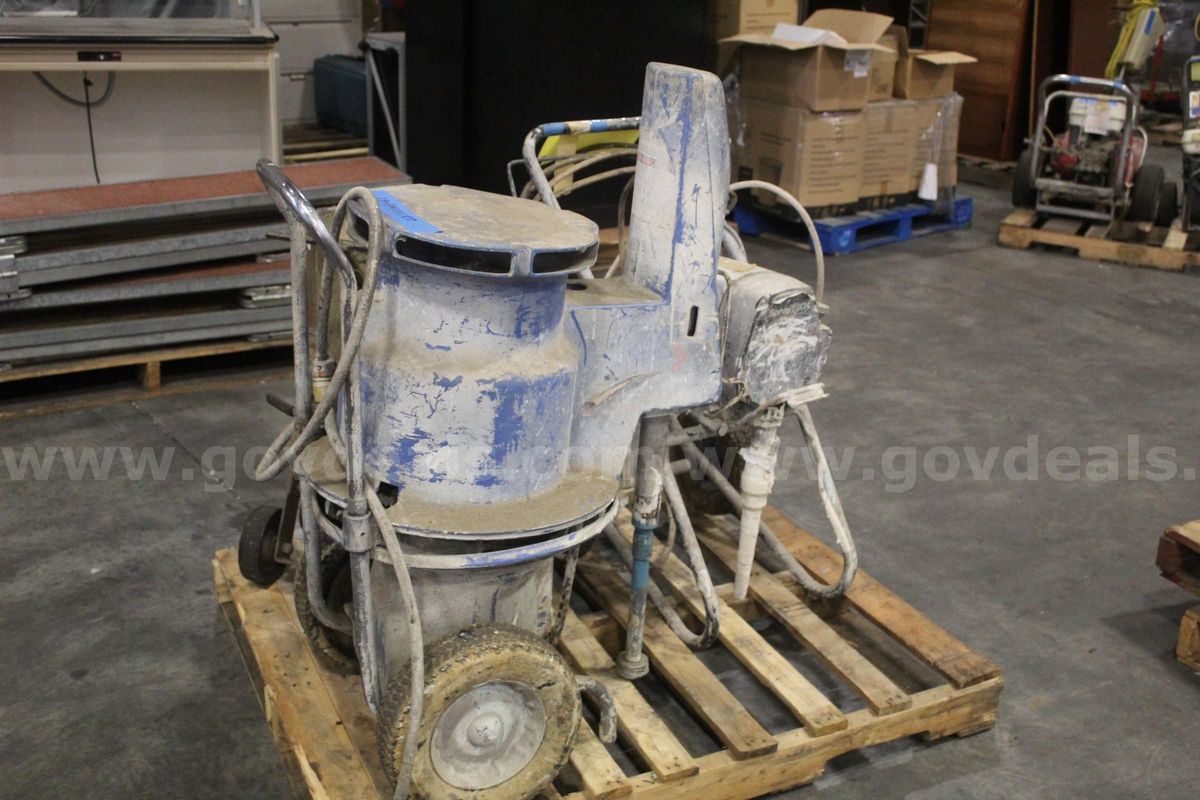 Airless pump sprayers and sand blaster