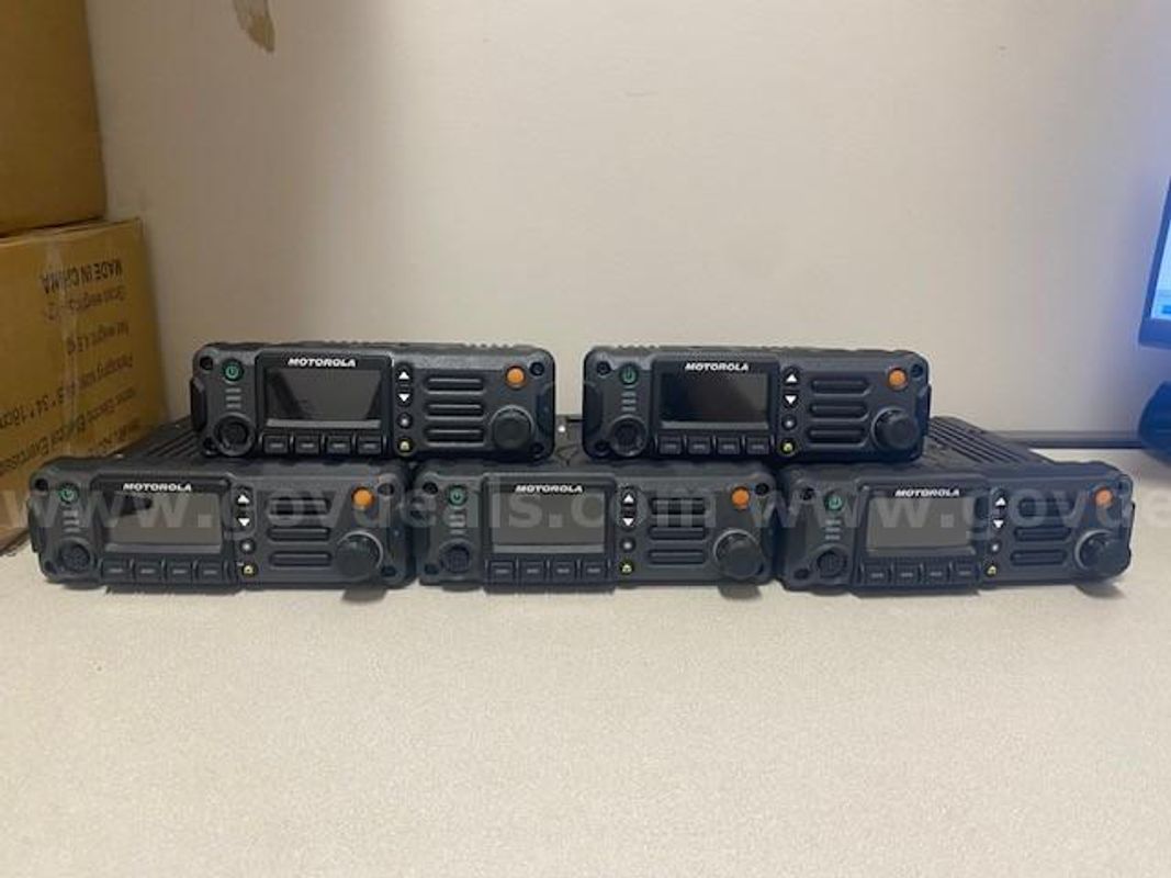 Lot of 5 Motorola APX4500 Radios