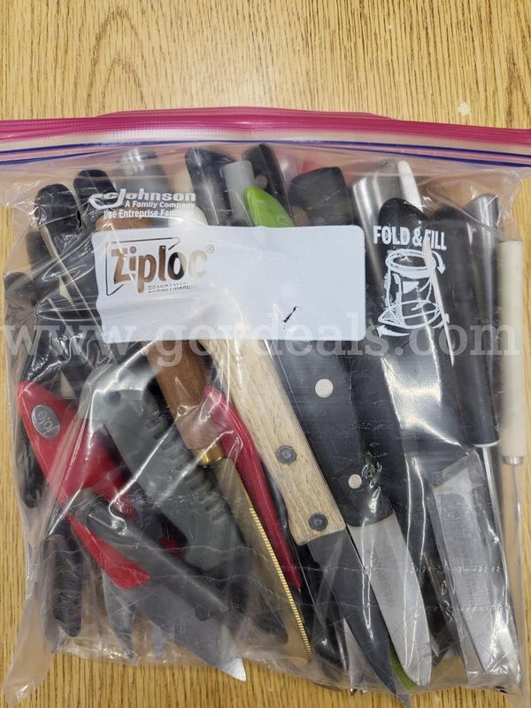 Assortment of Kitchen Knives