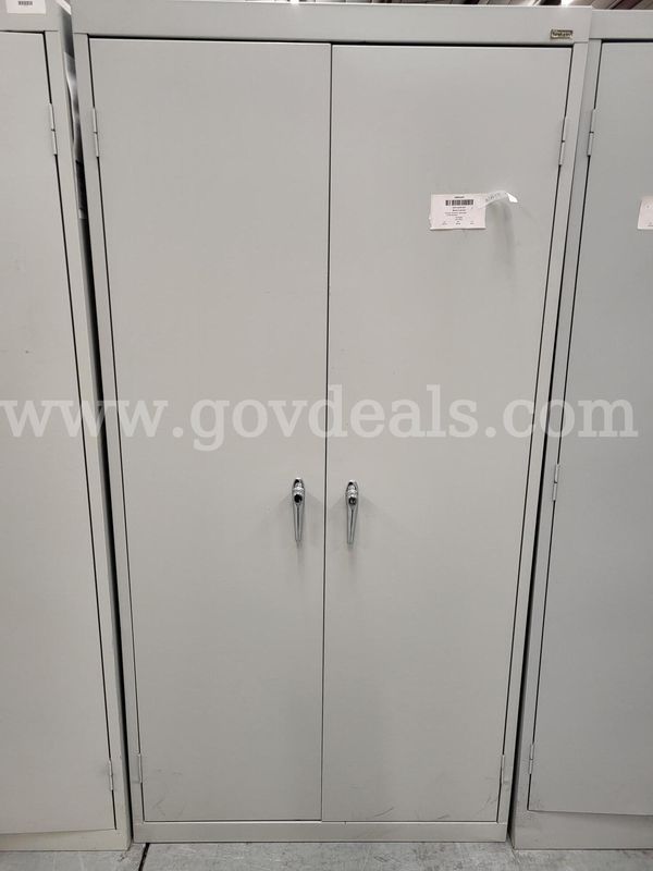 Metal storage cabinet