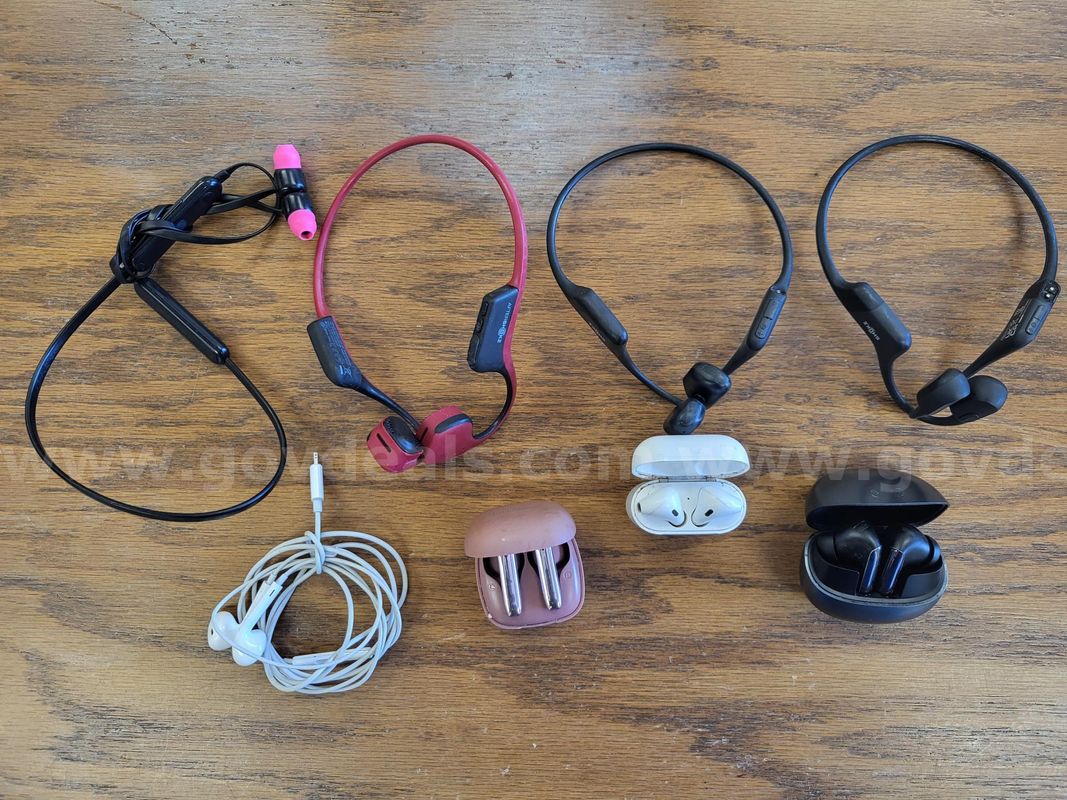 Assortment of Head phones and ear buds