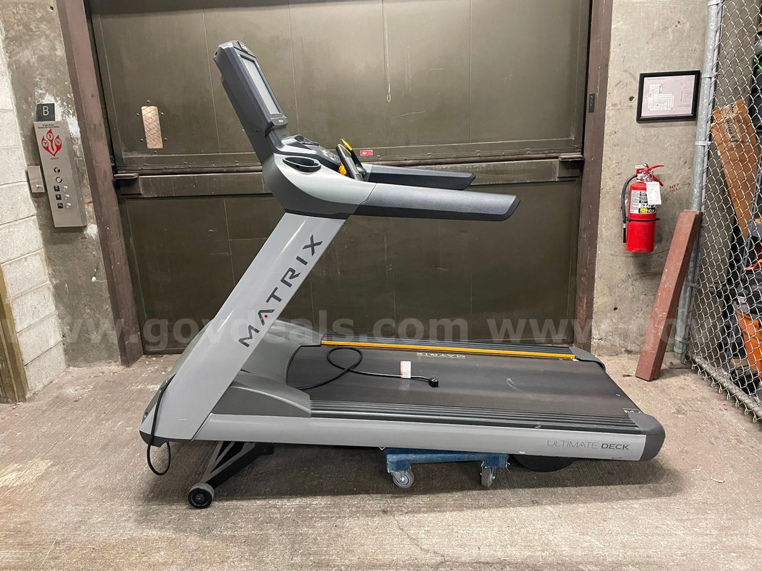 MATRIX T-5X/7X Commercial-grade Treadmill #2