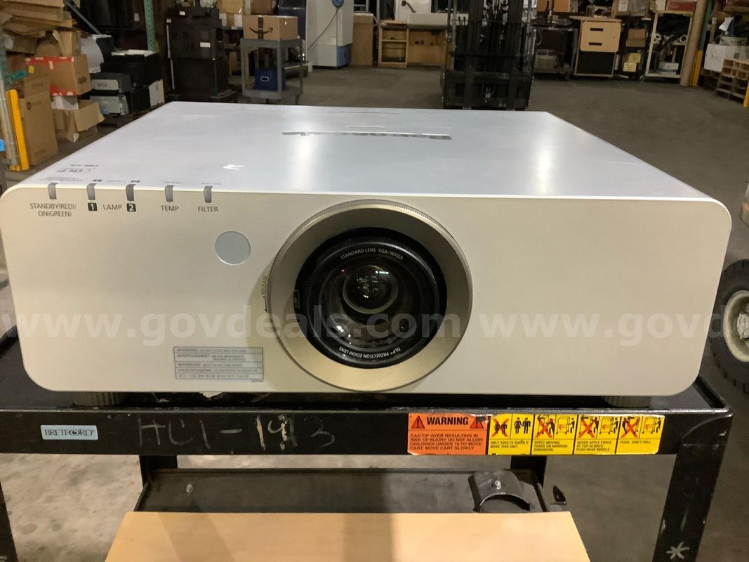(1) Used Projector