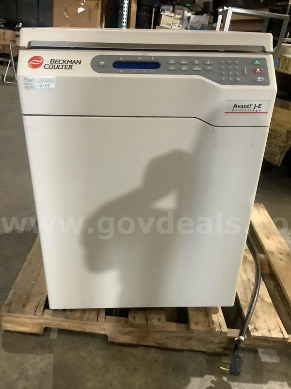 (1) Used Centrifuge