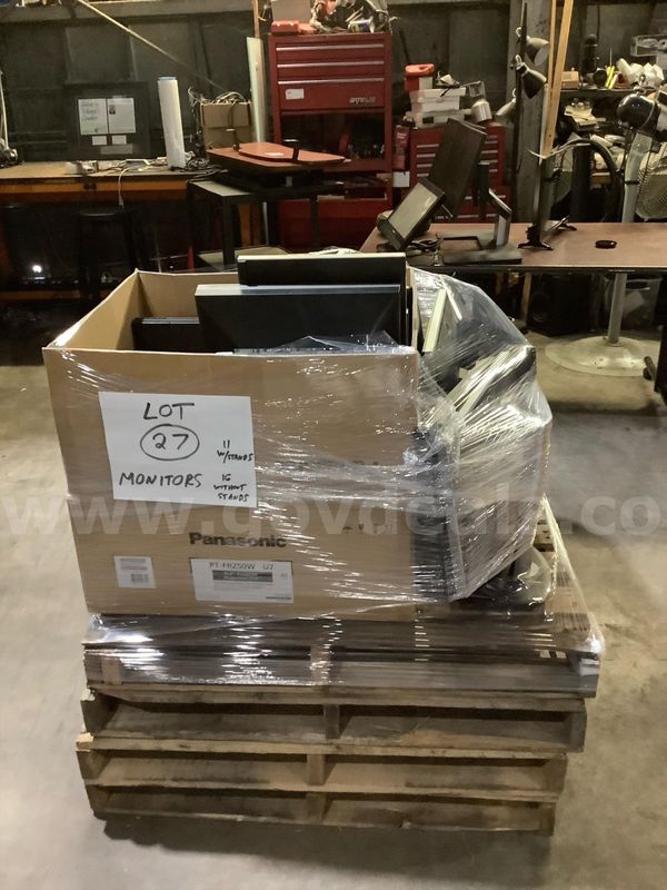 Lot of 27 Used computer monitors