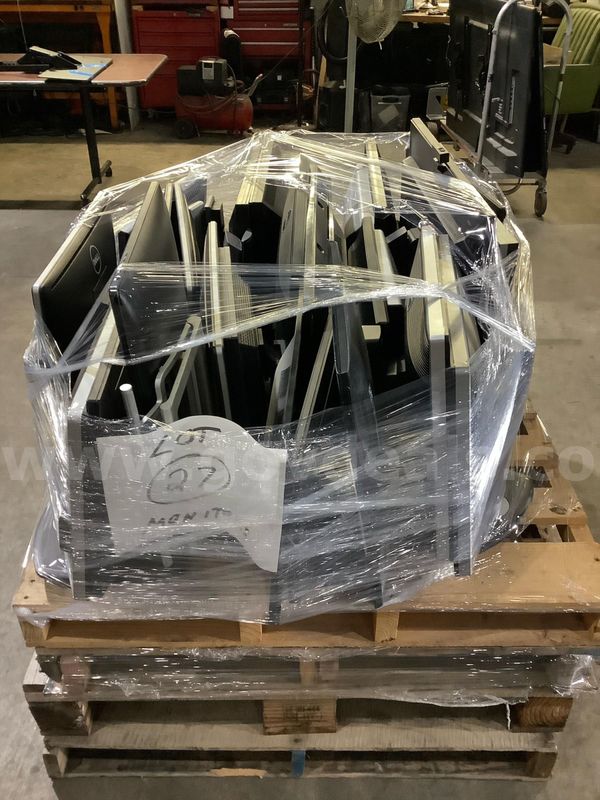 Lot of 27 Used Monitors
