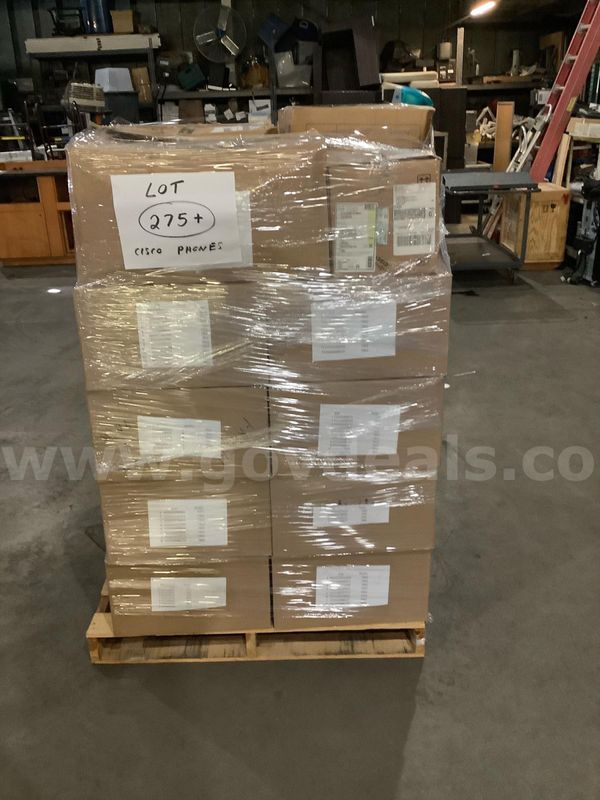 Lot of 275+ Used Cisco Phones